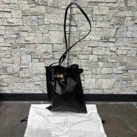 「ドメスティックブランドのORSETTO 」